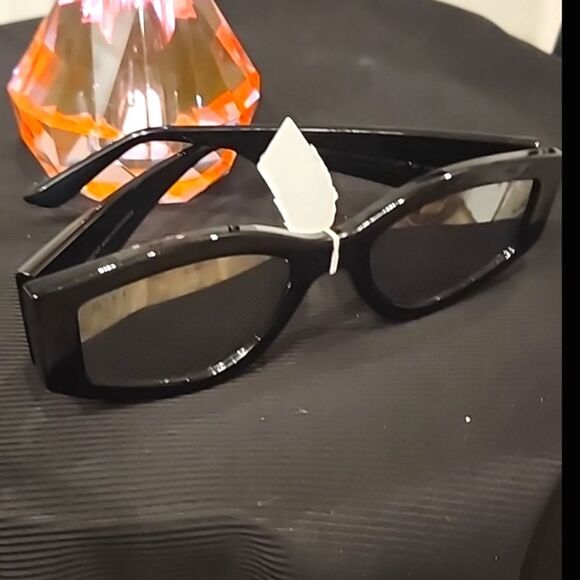 DIFF Eyewear Kai  Square Mirror  Sunglasses- Black main image 4
